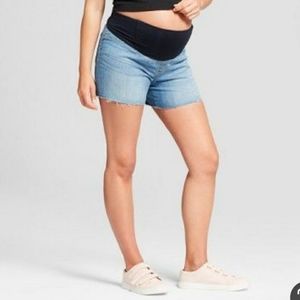 Isabel Maternity raw hem 4 in. Inseam jean shorts